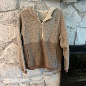 Outdoor Voices Megafleece (L)